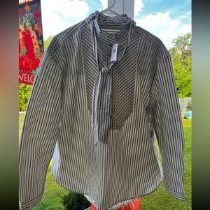 *New* Womens banana republic shirt